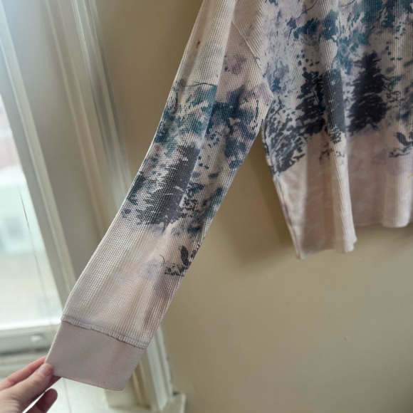 Anthropologie Thermal - Picture 3 of 9